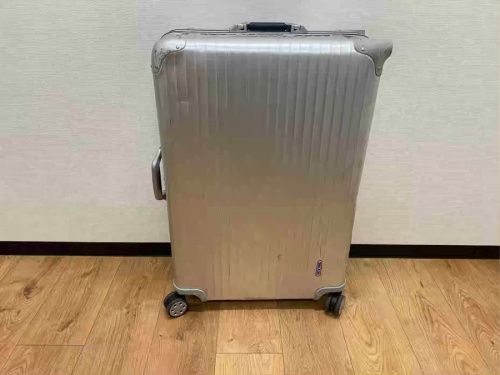 ビジネスアイテムのリモワ