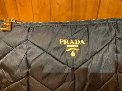 バッグ のプラダ