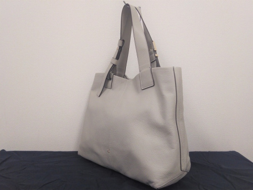 バッグのトートバッグ