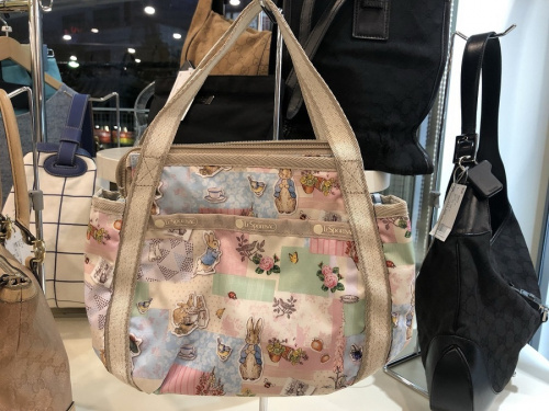 カジュアルバッグのLeSportsac