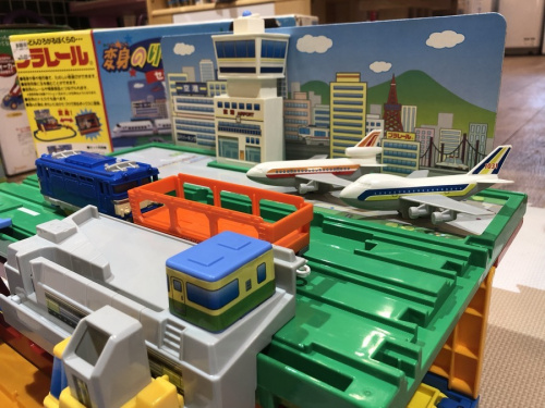 横浜　プラレール