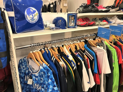 応援グッズ　横浜