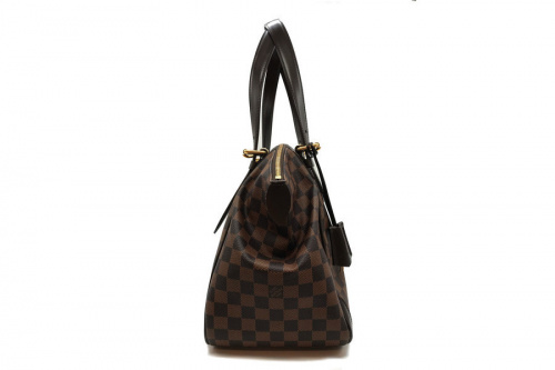 レザーのLOUIS VUITTON