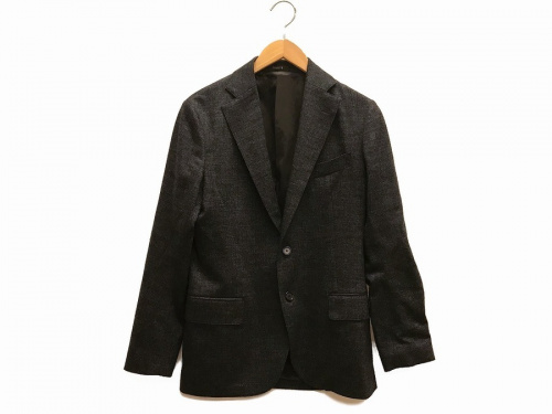 トップスのジャケット