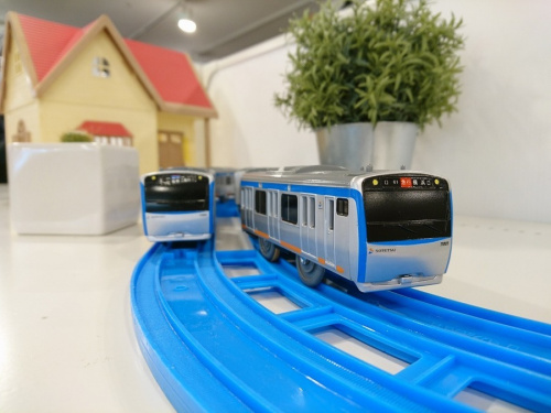 おもちゃのトミカ