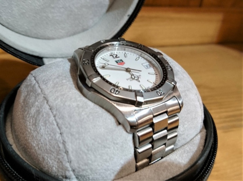 腕時計の腕時計