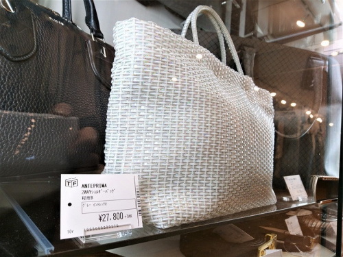 バッグ・財布のバッグ