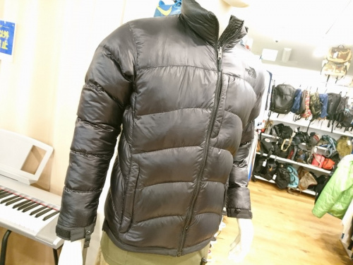 トップスのジャケット