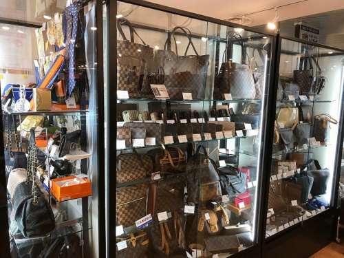 GUCCIのHERMES