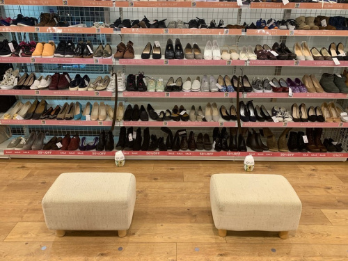 シューズの二俣川 洋服