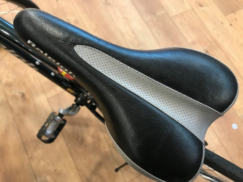 自転車のロードバイク