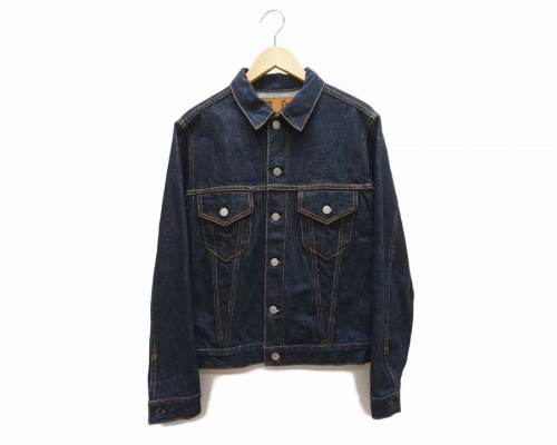 トップスのメンズファッション