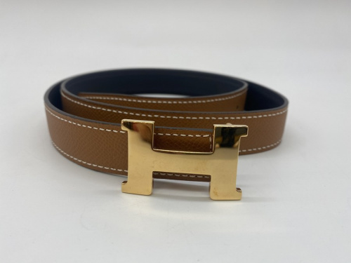 アクセサリーのベルト