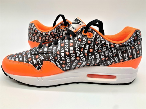 NIKEの二俣川 洋服