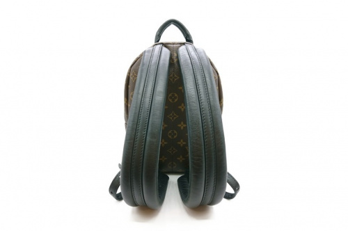 バッグのリュック