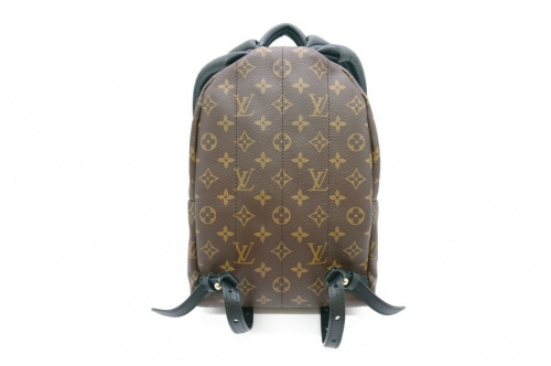 リュックのLOUIS VUITTON