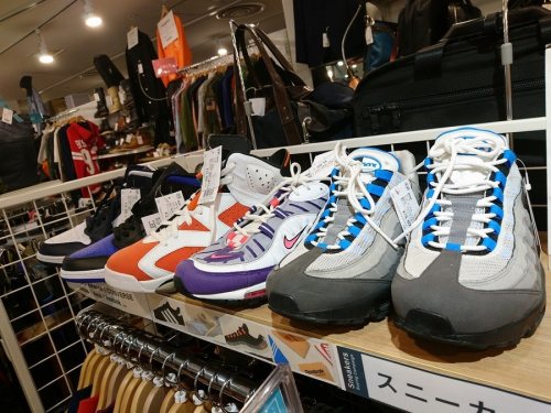 NIKEのナイキ