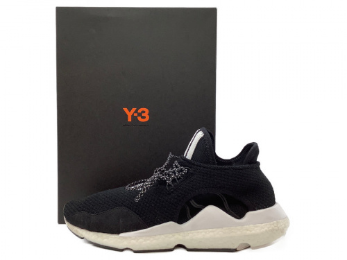 スニーカーのY-3