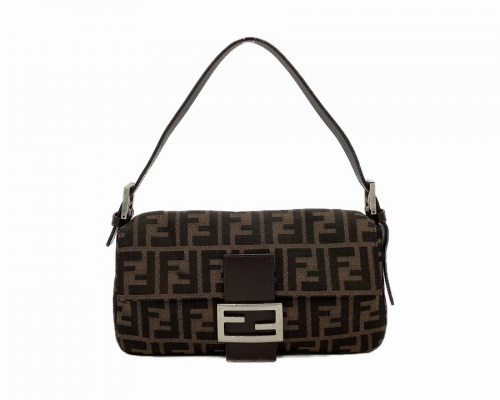 バッグのセミショルダーバッグ