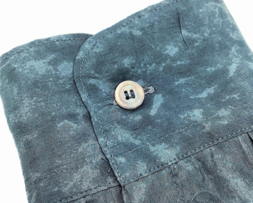 COMME des GARCONS HommePlusの二俣川 衣類