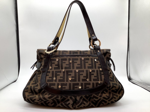 バッグのFENDI