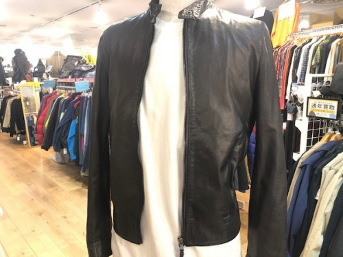 メンズファッションのレザージャケット