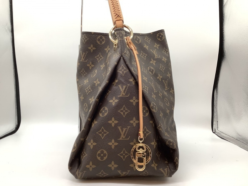 LOUIS VUITTONのルイヴィトン