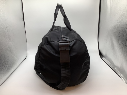 バッグのPRADA