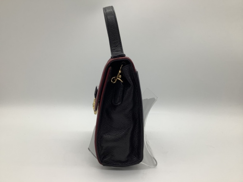 ショルダーバッグのYves Saint Laurent(イヴ・サンローラ)