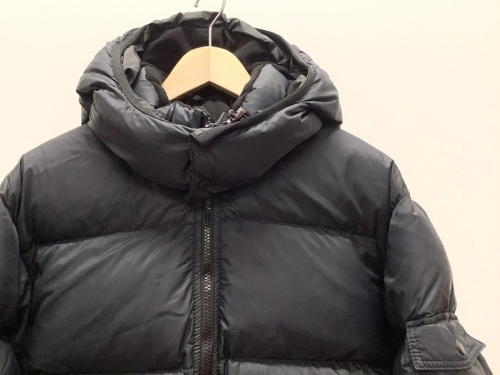 トップスのジャケット