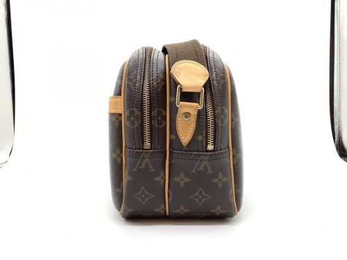ショルダーバッグのLOUIS VUITTON
