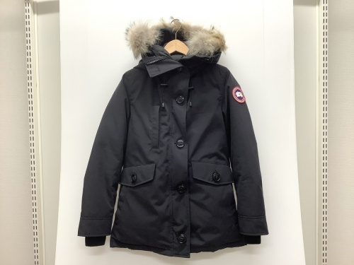 ジャケットのシャーロットパーカー