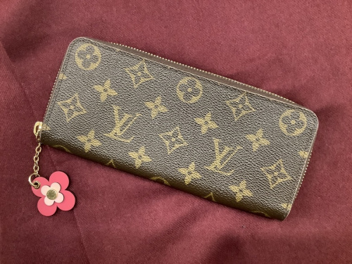 バッグ・財布の財布