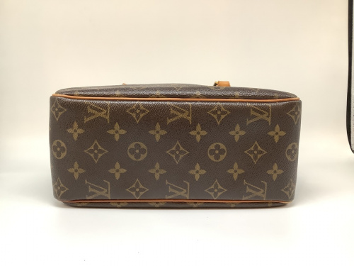 LOUIS VUITTONの二俣川 ブランド