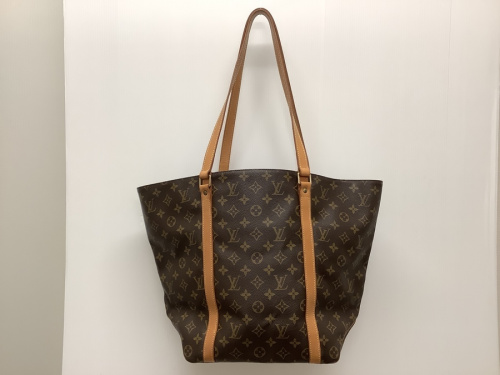 ショルダーバッグのLOUIS VUITTON