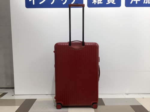 スーツケース