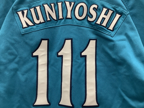 応援グッズ　横浜