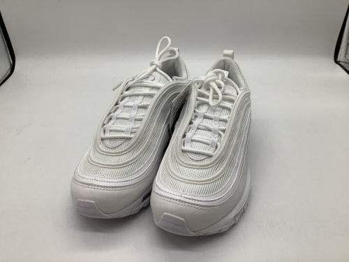 シューズのスニーカー