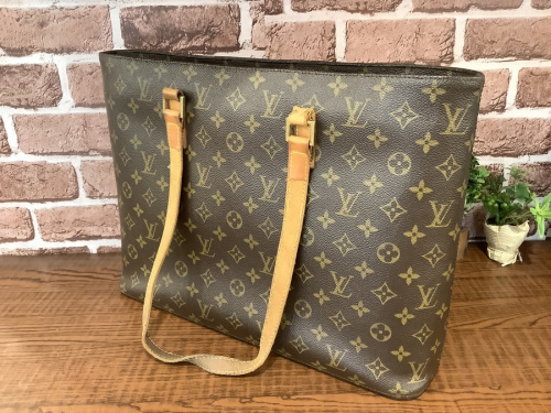 LOUIS　VUITTONの財布