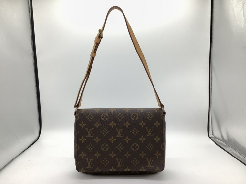 バッグのトートバッグ