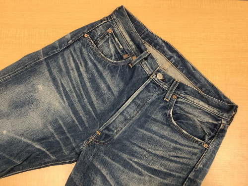 メンズファッションのパンツ