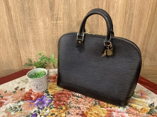 バッグ・財布のバッグ