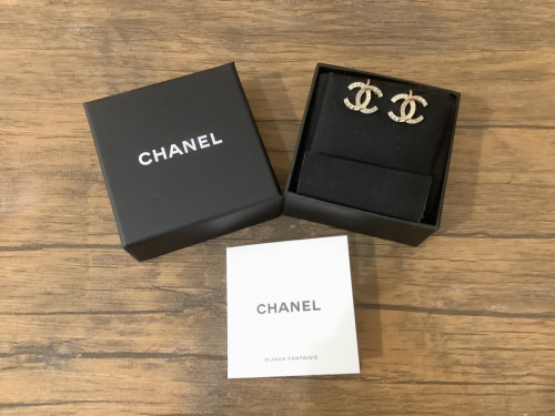 ブランド・ラグジュアリーのアクセサリー