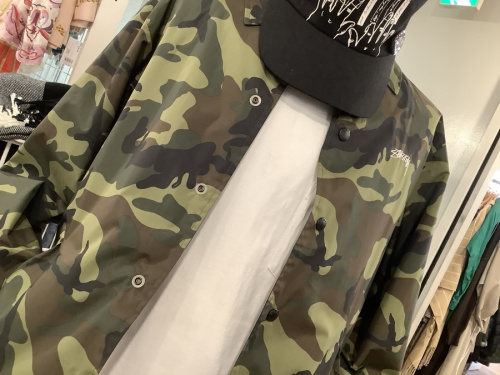 トップスのジャケット