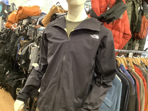 トップスのジャケット