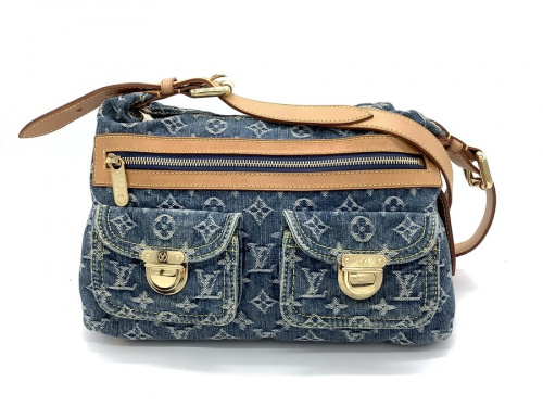 バッグのショルダーバッグ