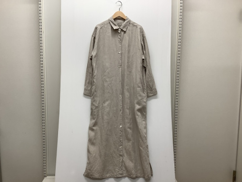 ワンピースのリネンロングシャツワンピース