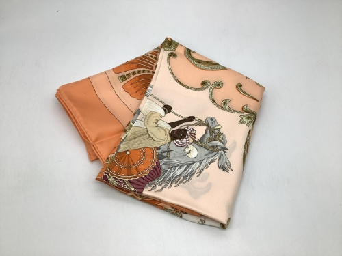 スカーフのHERMES