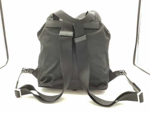 PRADAの二俣川 ブランド