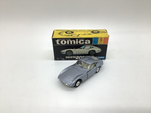 男の子おもちゃのトミカ